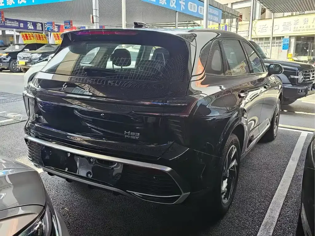 Hongqi HS3 PHEV — фото 8