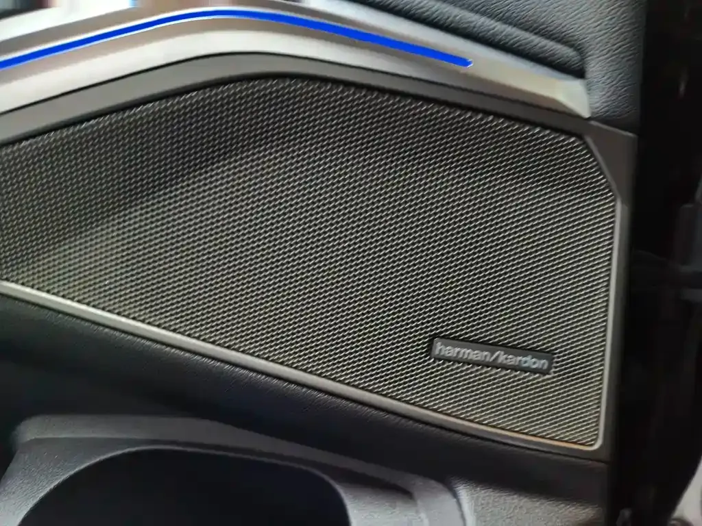 BMW 3 Series — фото 10