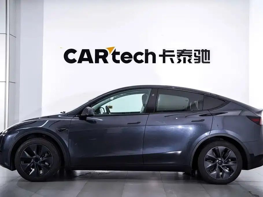 Tesla Model Y — фото 4