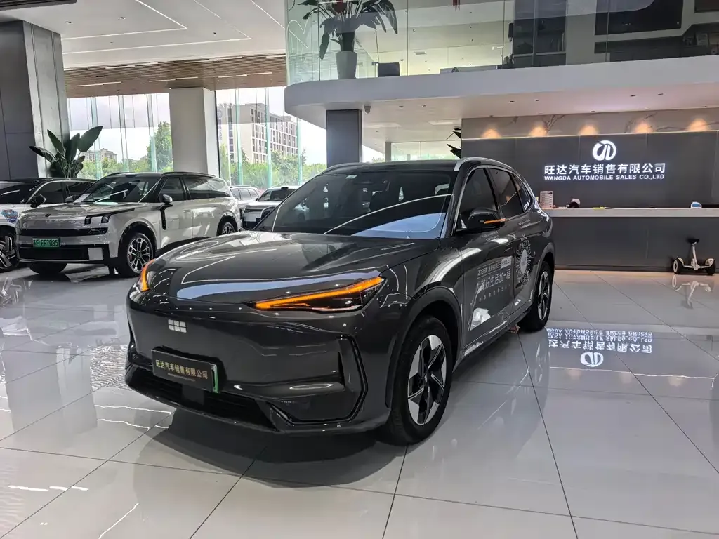 Geely Galaxy E5 — фото 1