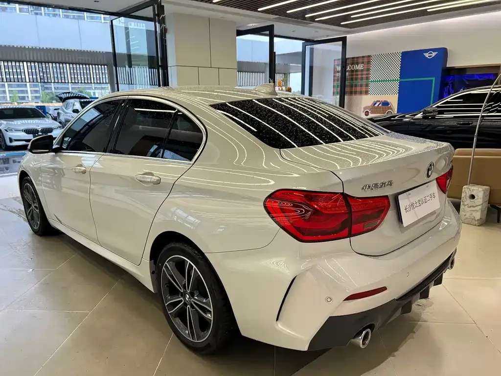 BMW 1 Series — фото 10