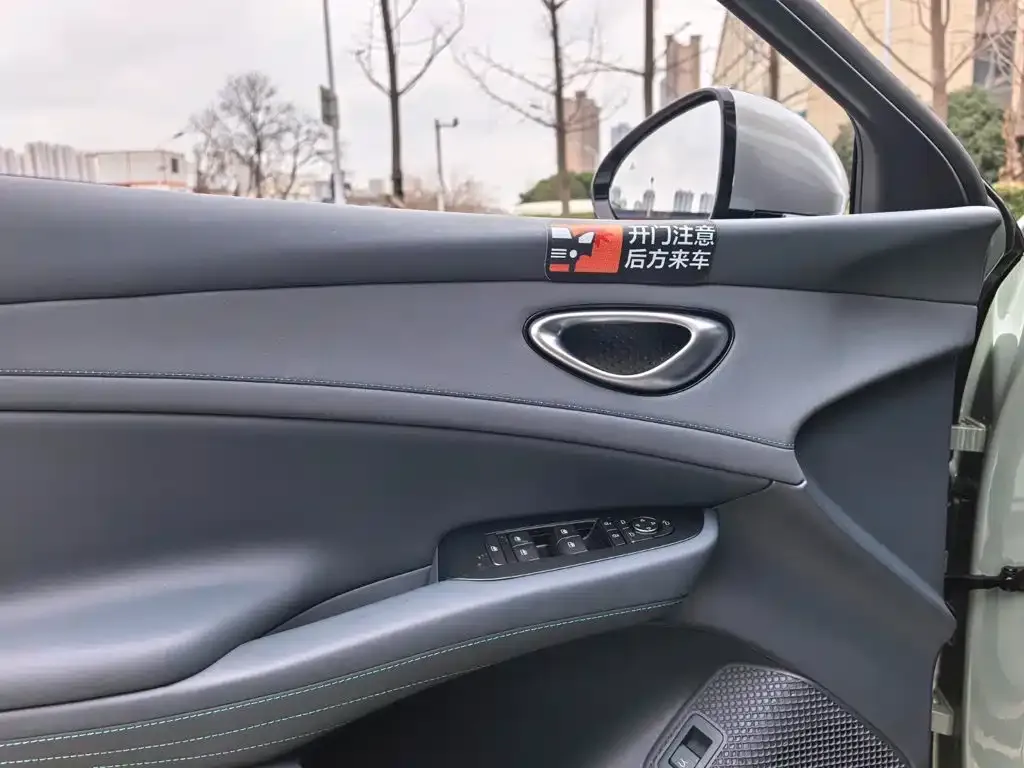 BYD Seal 06GT — фото 3