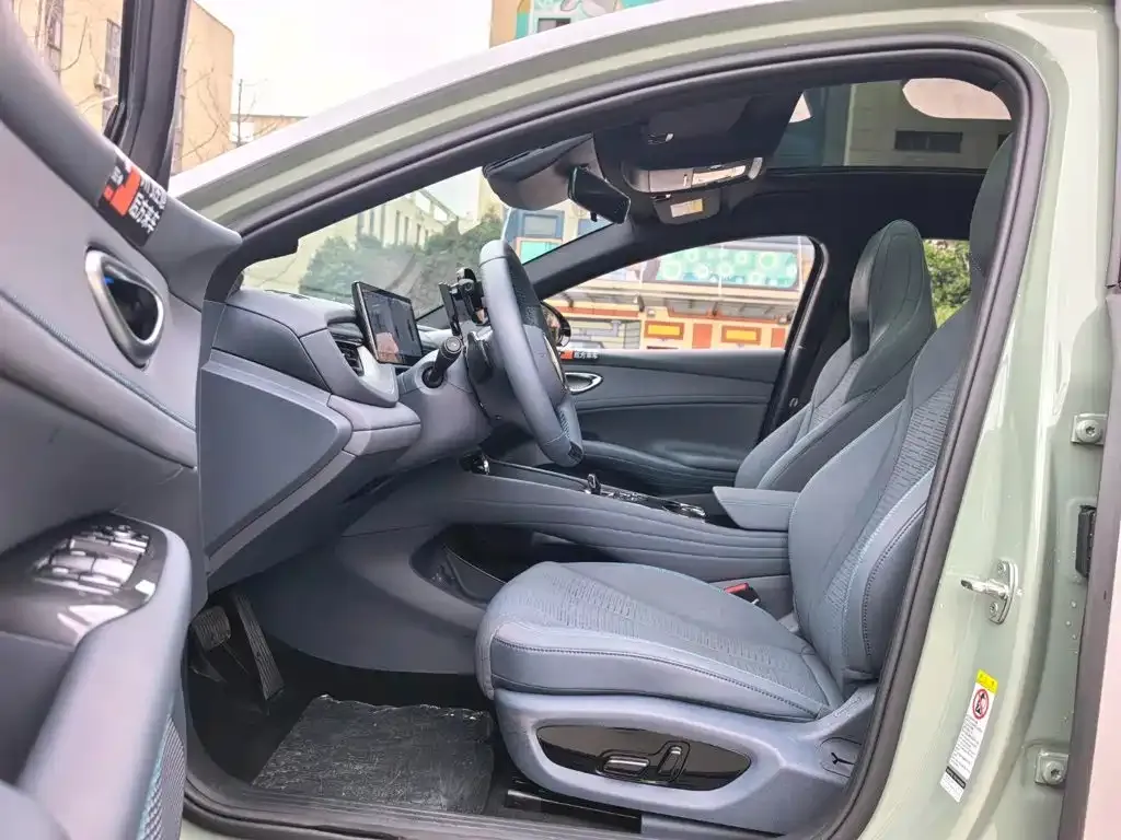 BYD Seal 06GT — фото 7