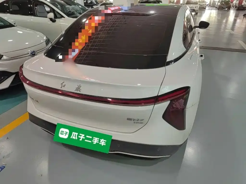 Hongqi EH7 — фото 3