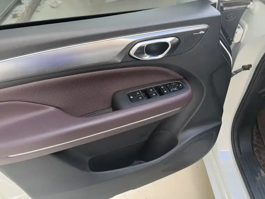 GAC Motor Trumpchi M6 — фото 4