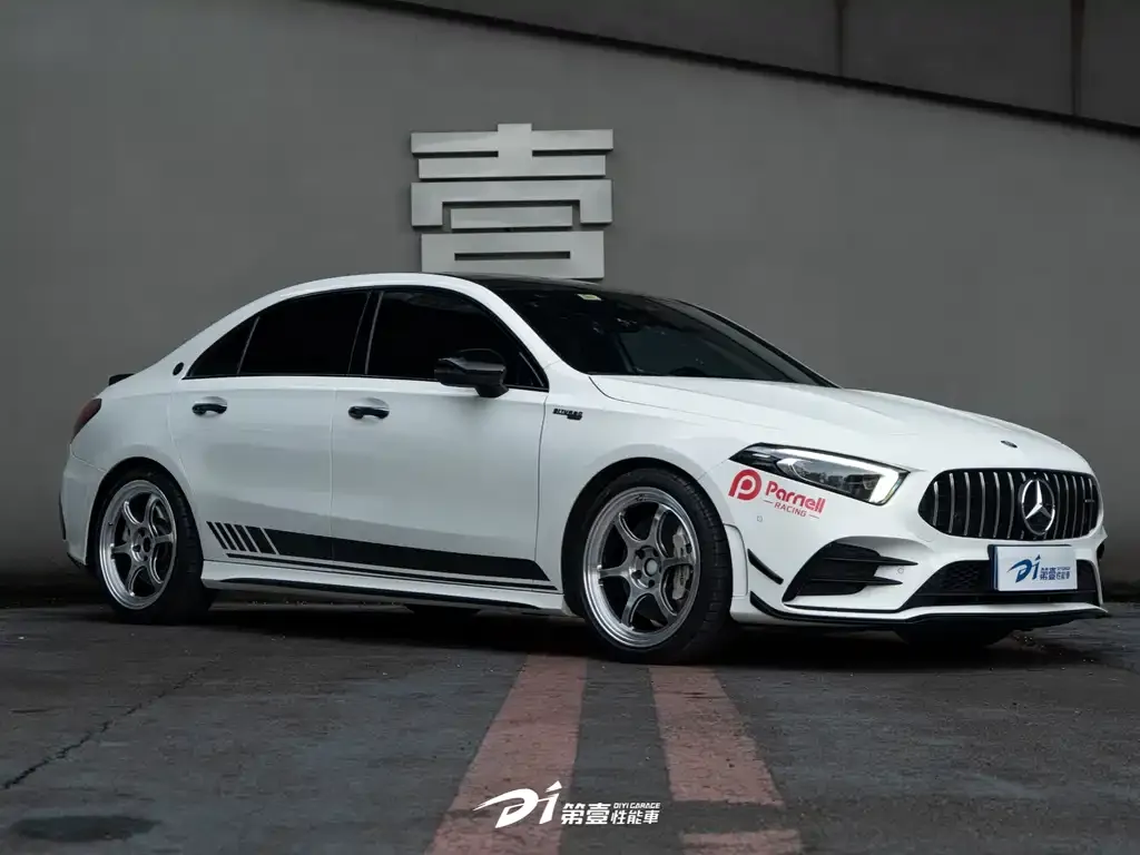 Mercedes-Benz A-Class AMG — фото 4