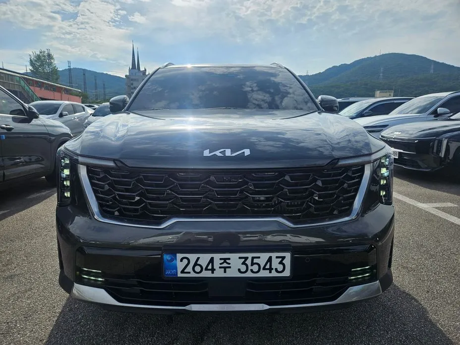 Kia Sorento — фото 7