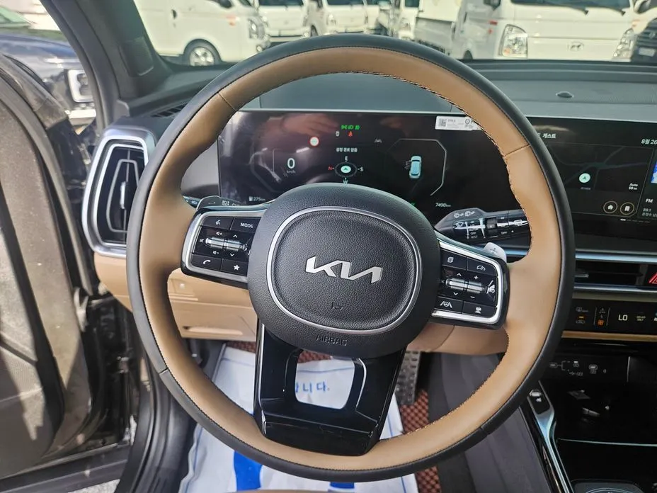 Kia Sorento — фото 5