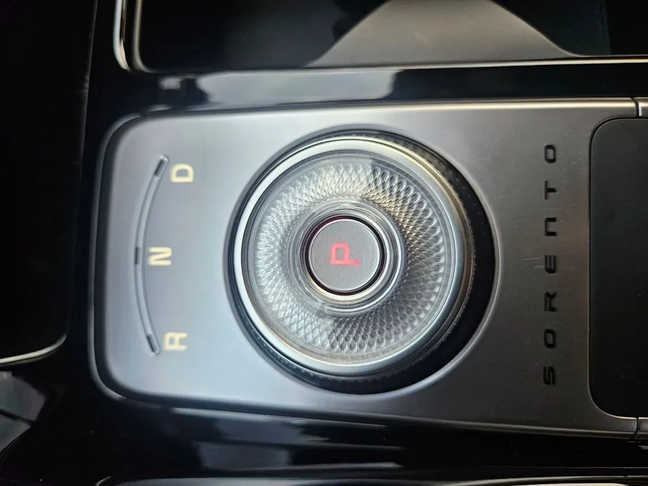 Kia Sorento — фото 3