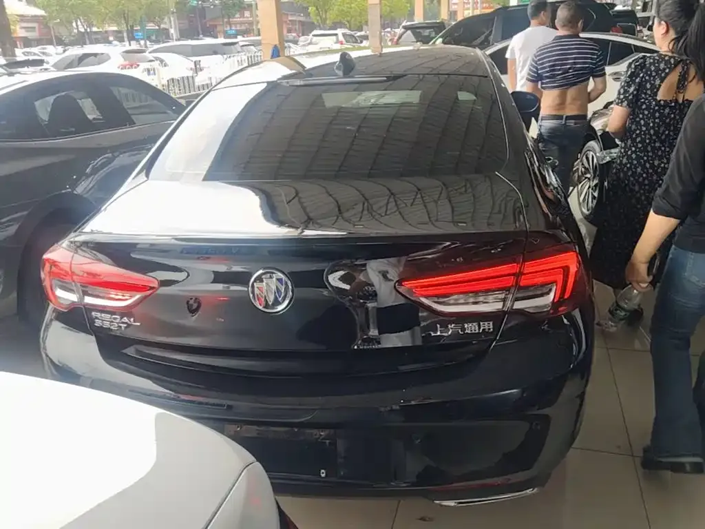 Buick Regal — фото 9