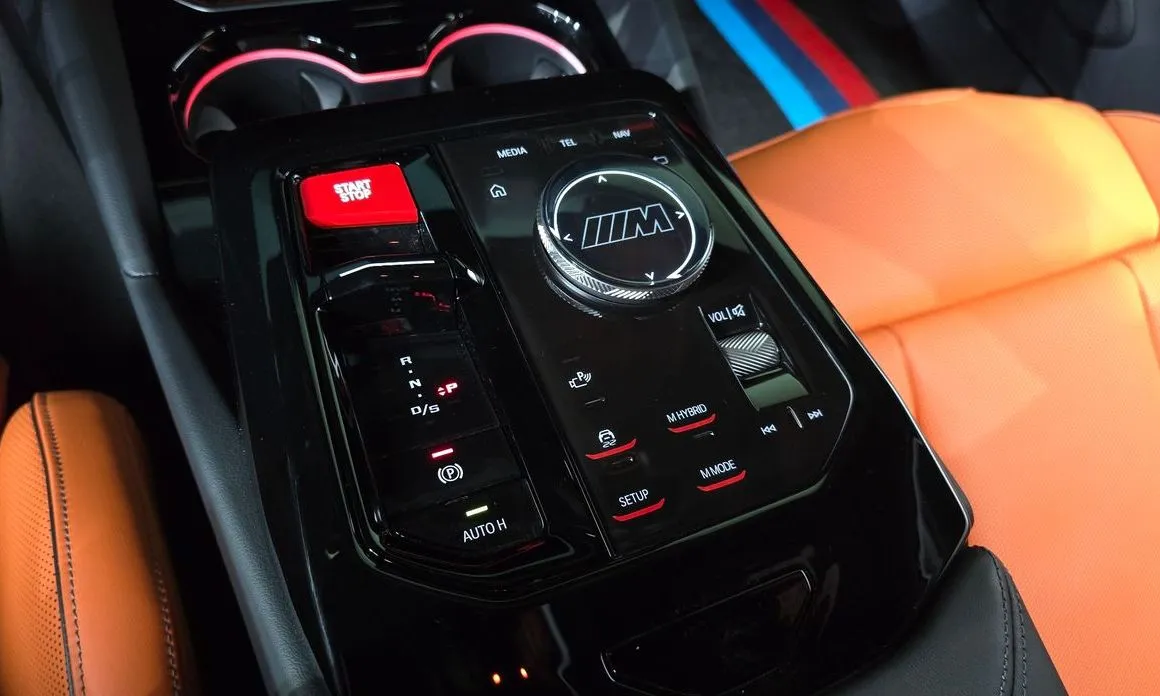BMW M5 — фото 6