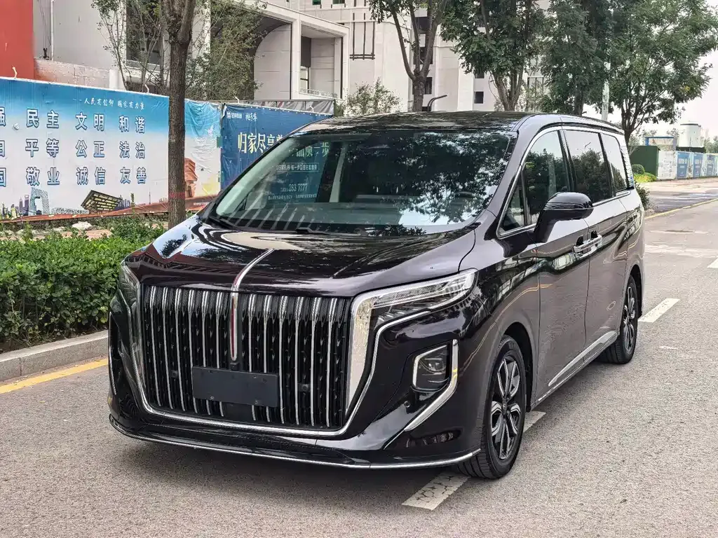 Hongqi HQ9 — фото 1