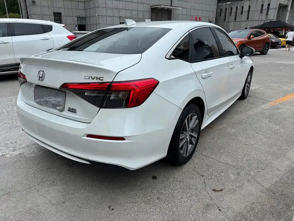 Honda Civic — фото 9