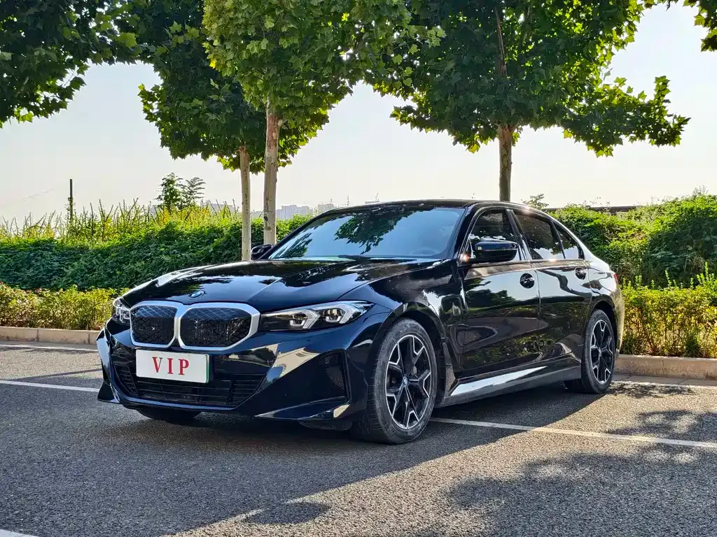 BMW i3 — фото 1