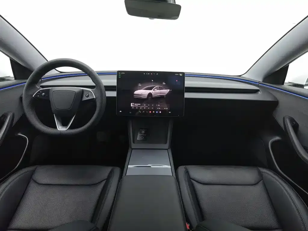Tesla Model 3 — фото 7