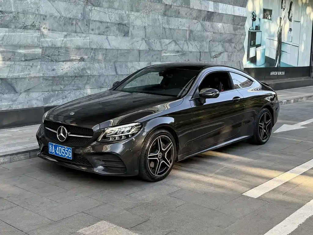 Mercedes-Benz C-Class (Import) — фото 1