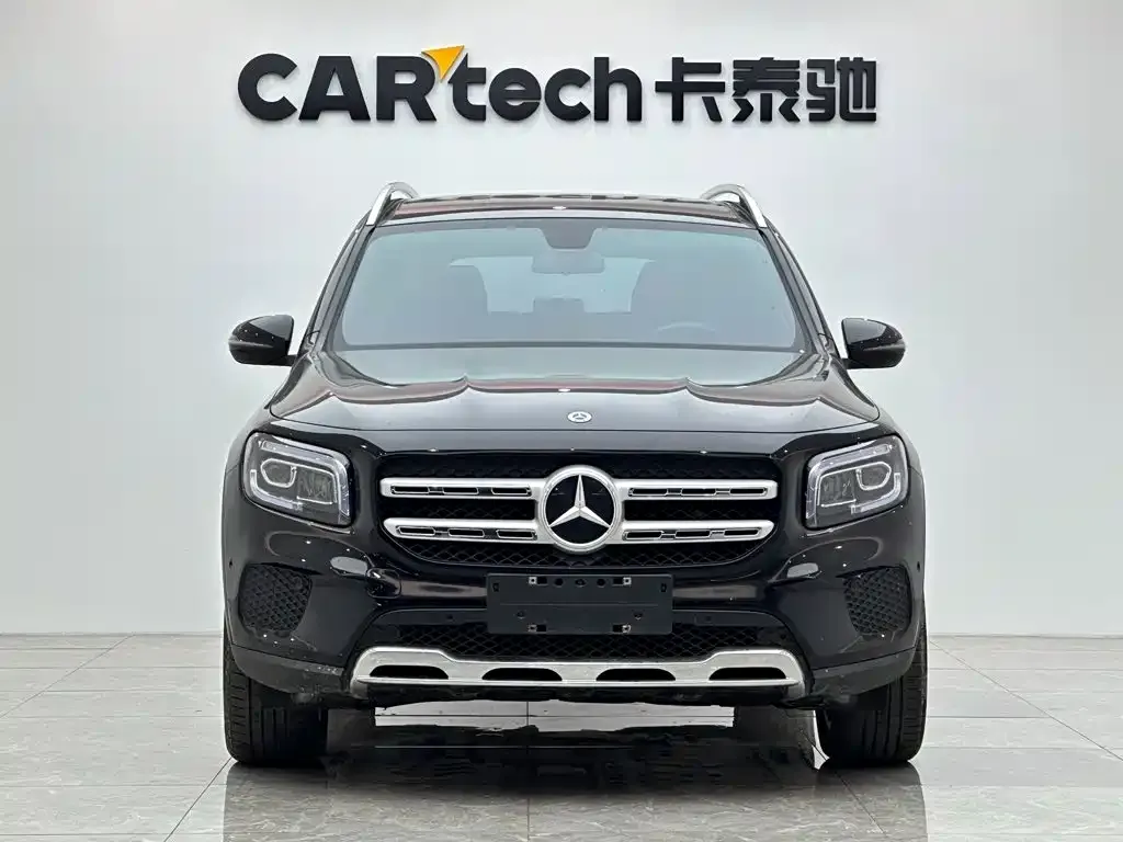 Mercedes-Benz GLB — фото 10