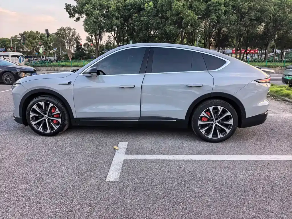 NIO EC7 — фото 10