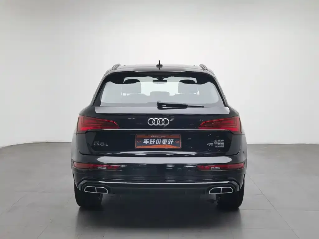 Audi Q5L — фото 2