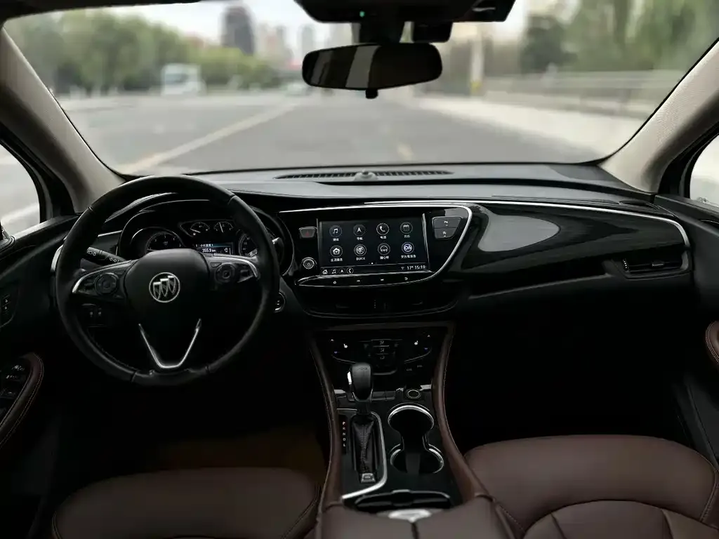Buick Envision Plus — фото 3