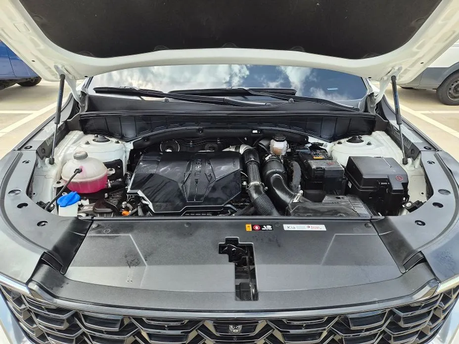 Kia Sorento — фото 10