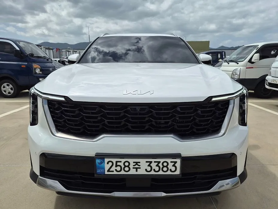 Kia Sorento — фото 6
