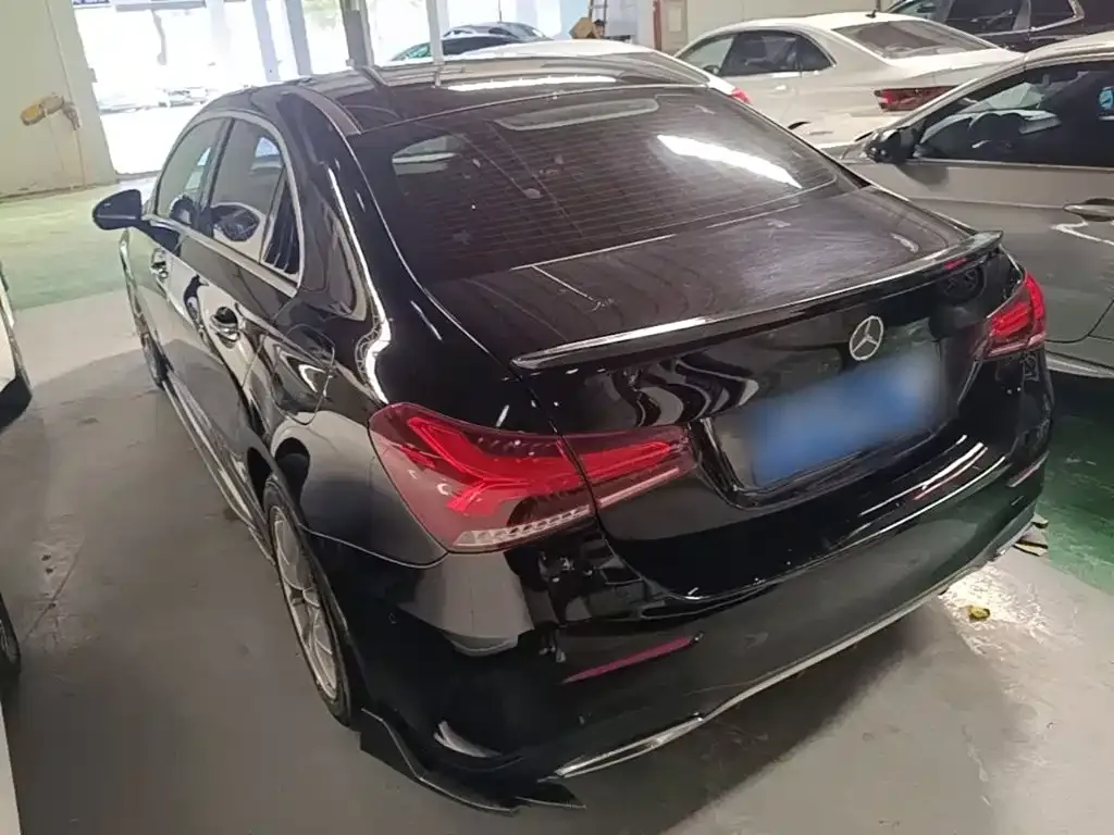 Mercedes-Benz A-Class — фото 10