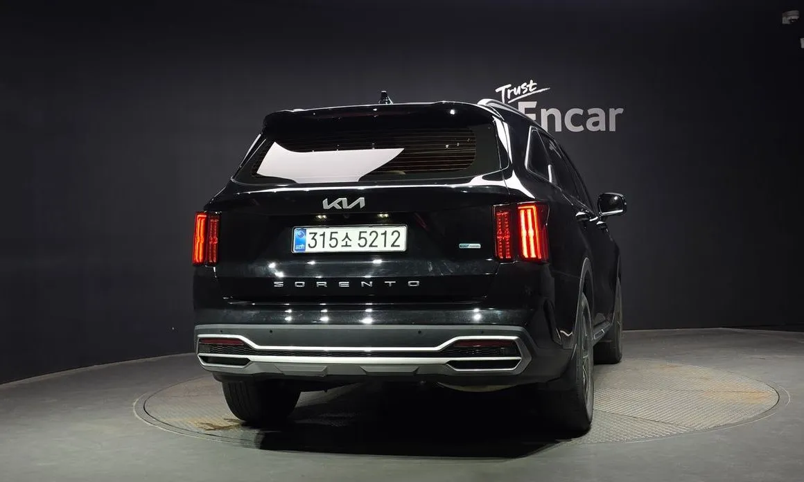 Kia Sorento — фото 5