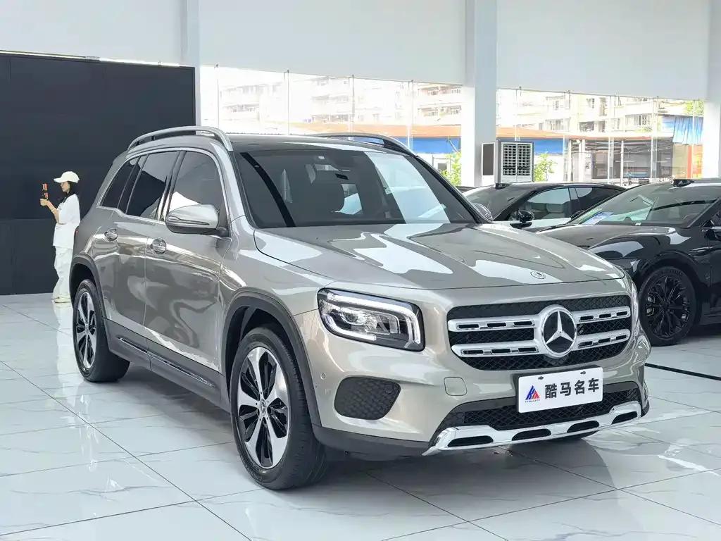 Mercedes-Benz GLB — фото 5