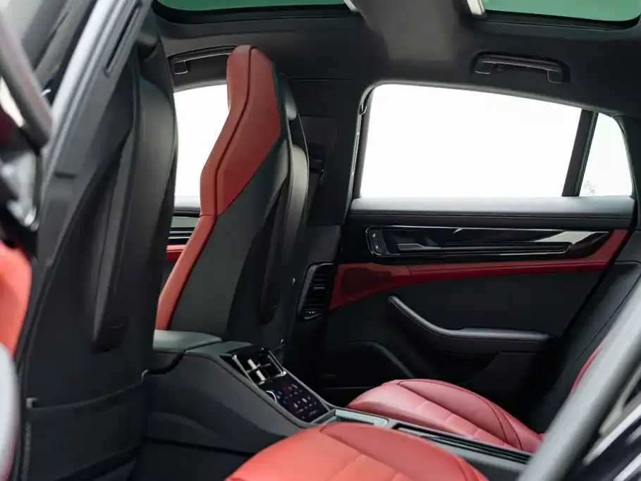 Porsche Panamera — фото 10