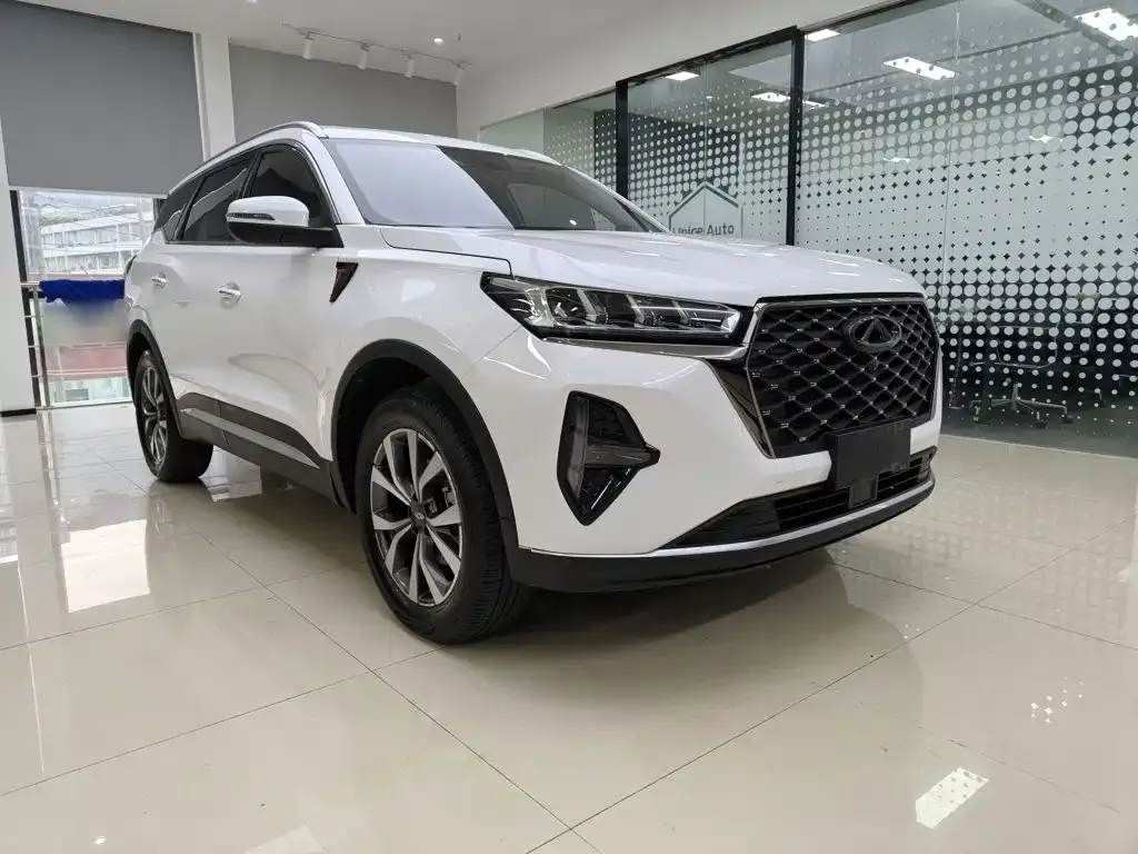 Chery Tiggo 7 PLUS — фото 8
