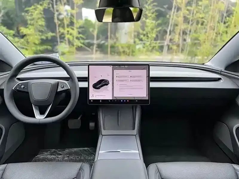 Tesla Model 3 — фото 10