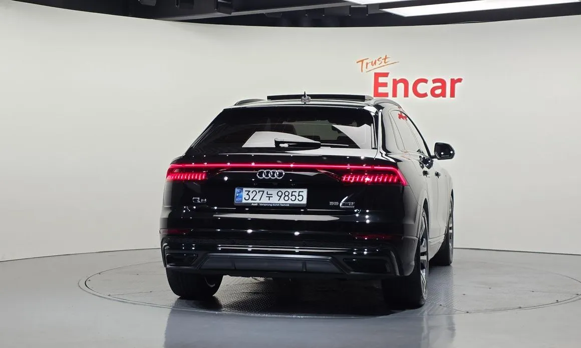 Audi Q8 — фото 2