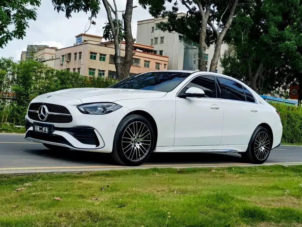 Mercedes-Benz C-Class — фото 1