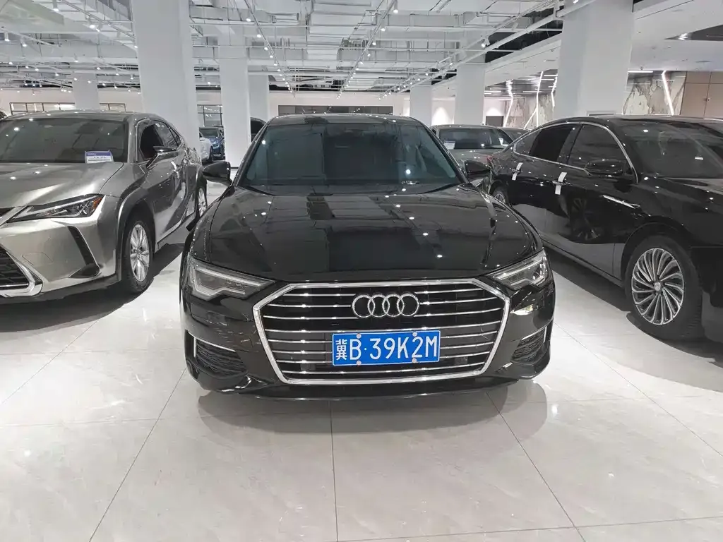 Audi A6L — фото 6