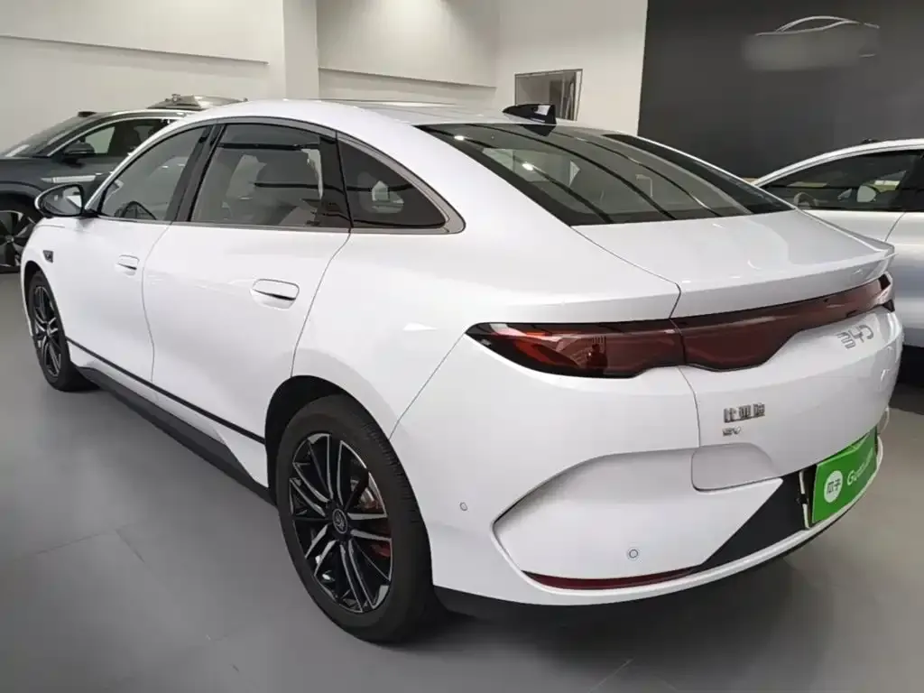 BYD Qin L — фото 3