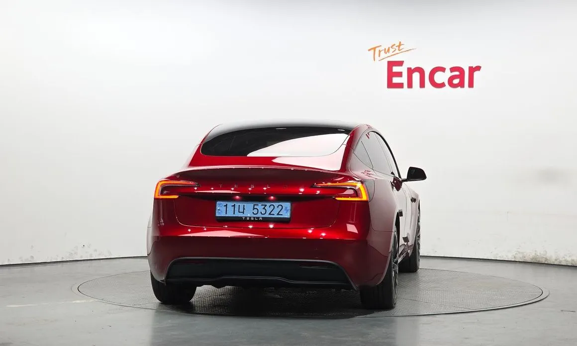 Tesla Model 3 — фото 3