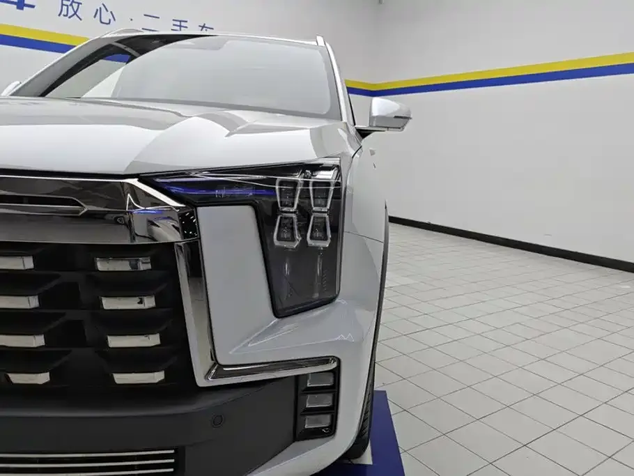 GAC Motor Trumpchi ES9 — фото 4