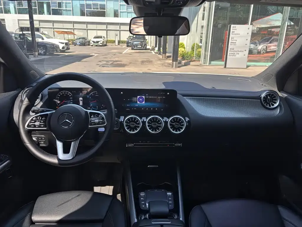 Mercedes-Benz GLA — фото 5