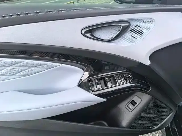 BYD Seal — фото 4