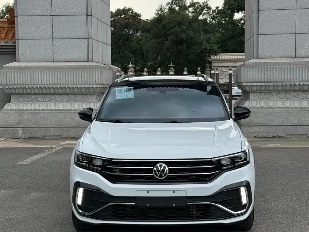 Volkswagen T-Roc — фото 5