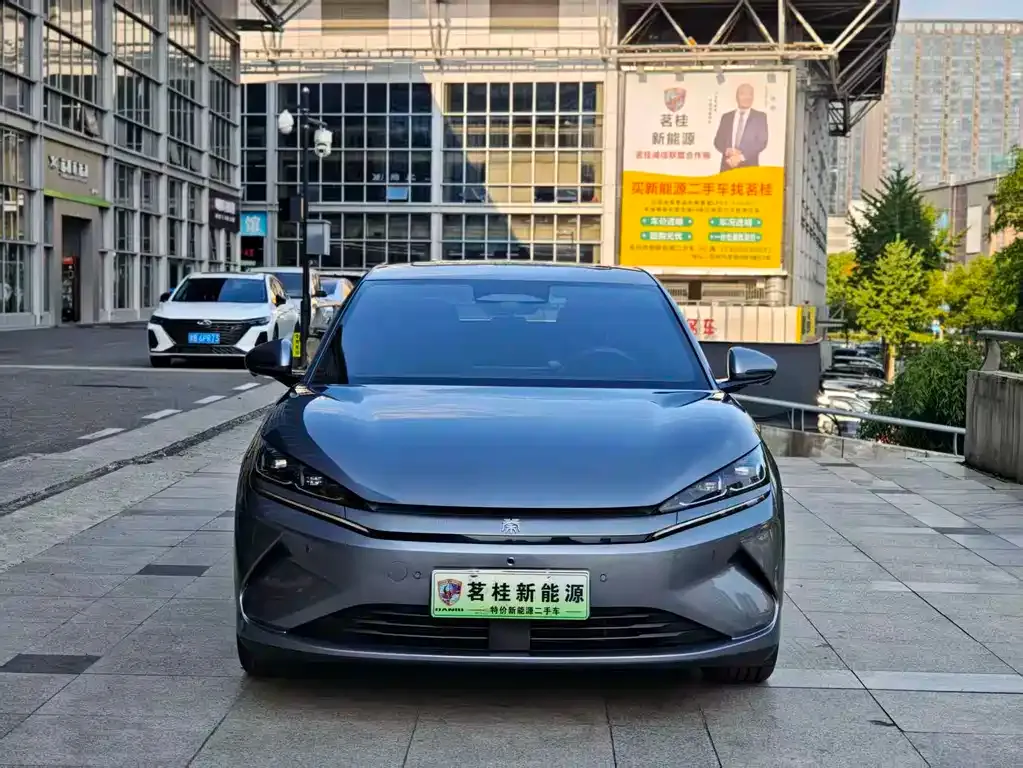 BYD Qin L — фото 3