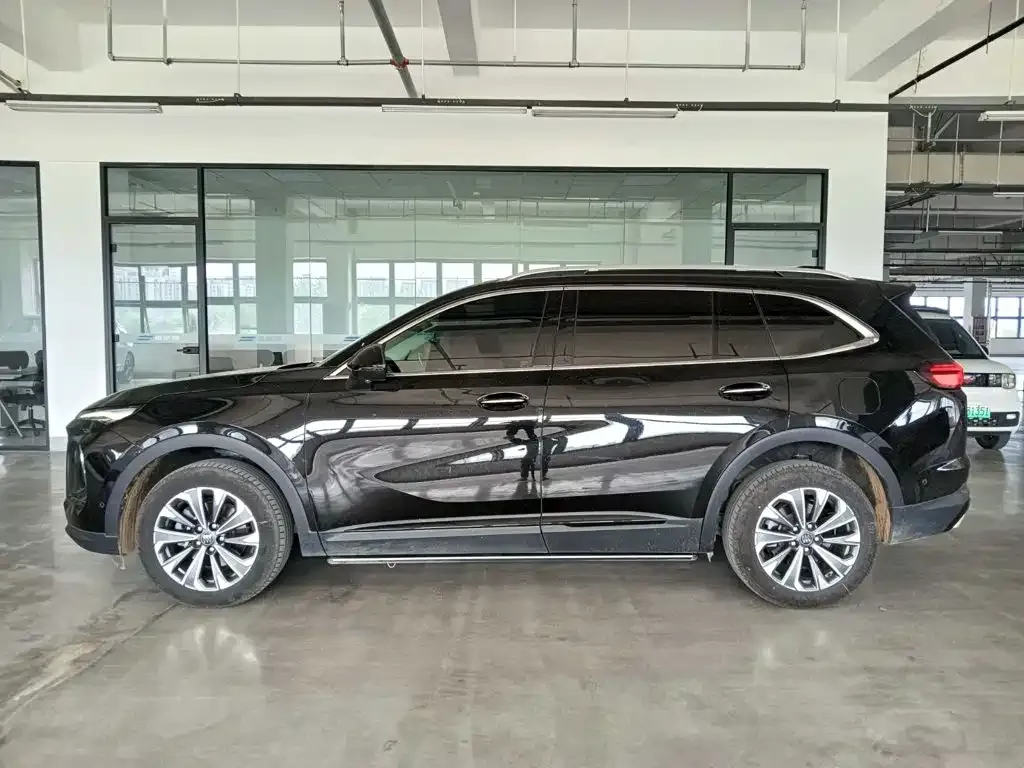 Buick Envision Plus — фото 9