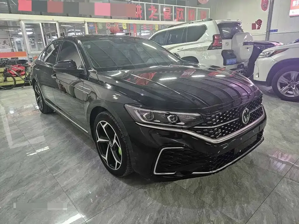 Volkswagen Passat — фото 8
