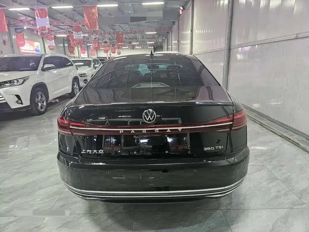 Volkswagen Passat — фото 6