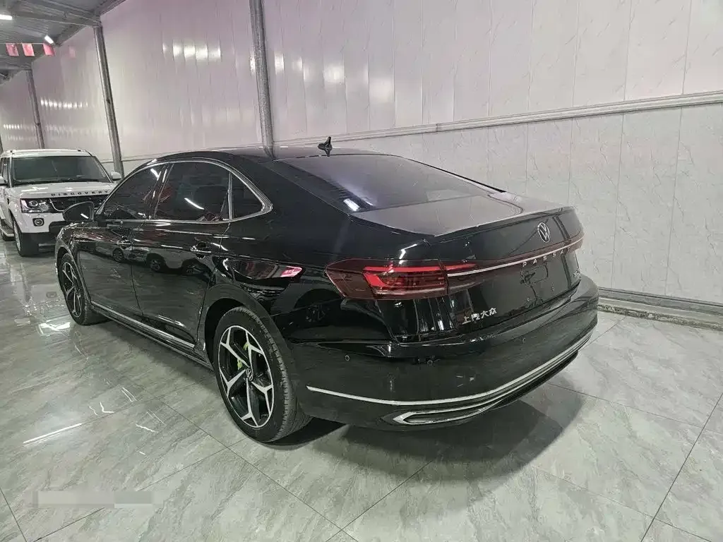 Volkswagen Passat — фото 5