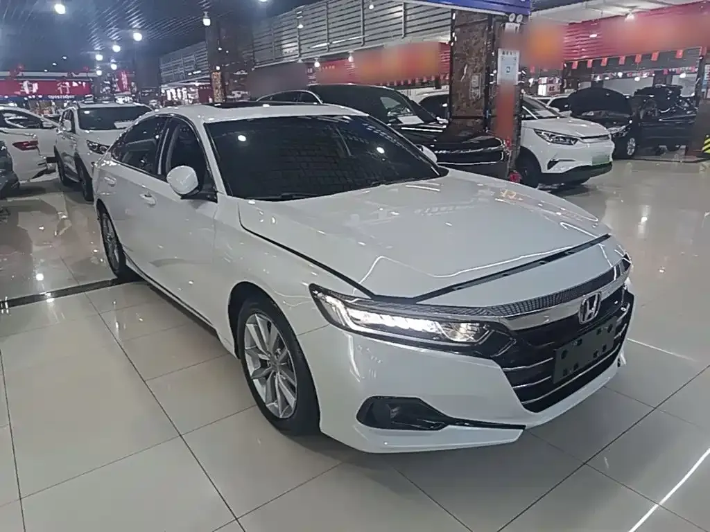 Honda Accord — фото 7