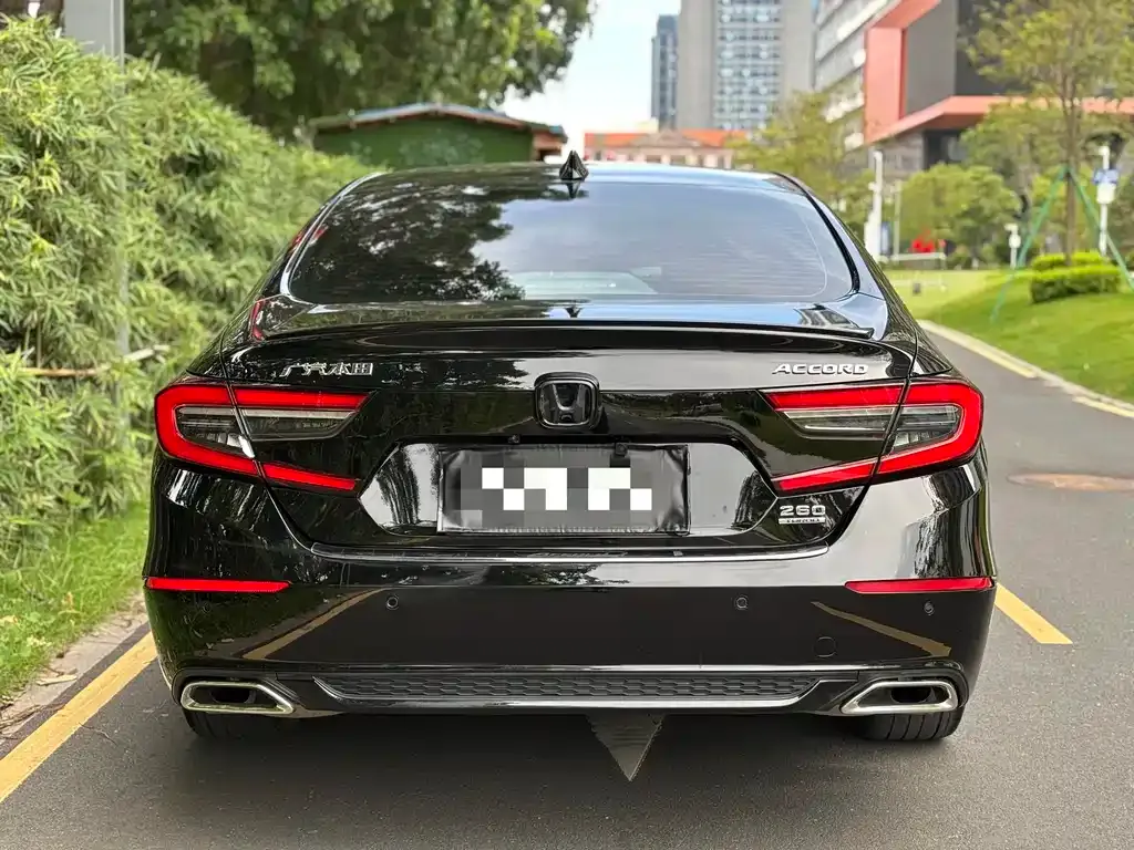 Honda Accord — фото 2