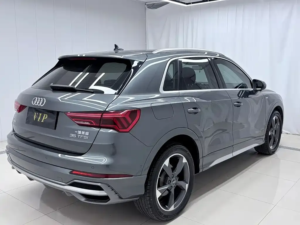 Audi Q3 — фото 8