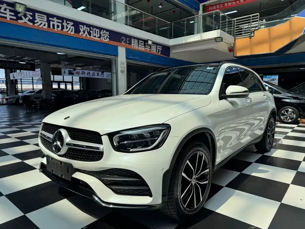 Mercedes-Benz GLC — фото 1